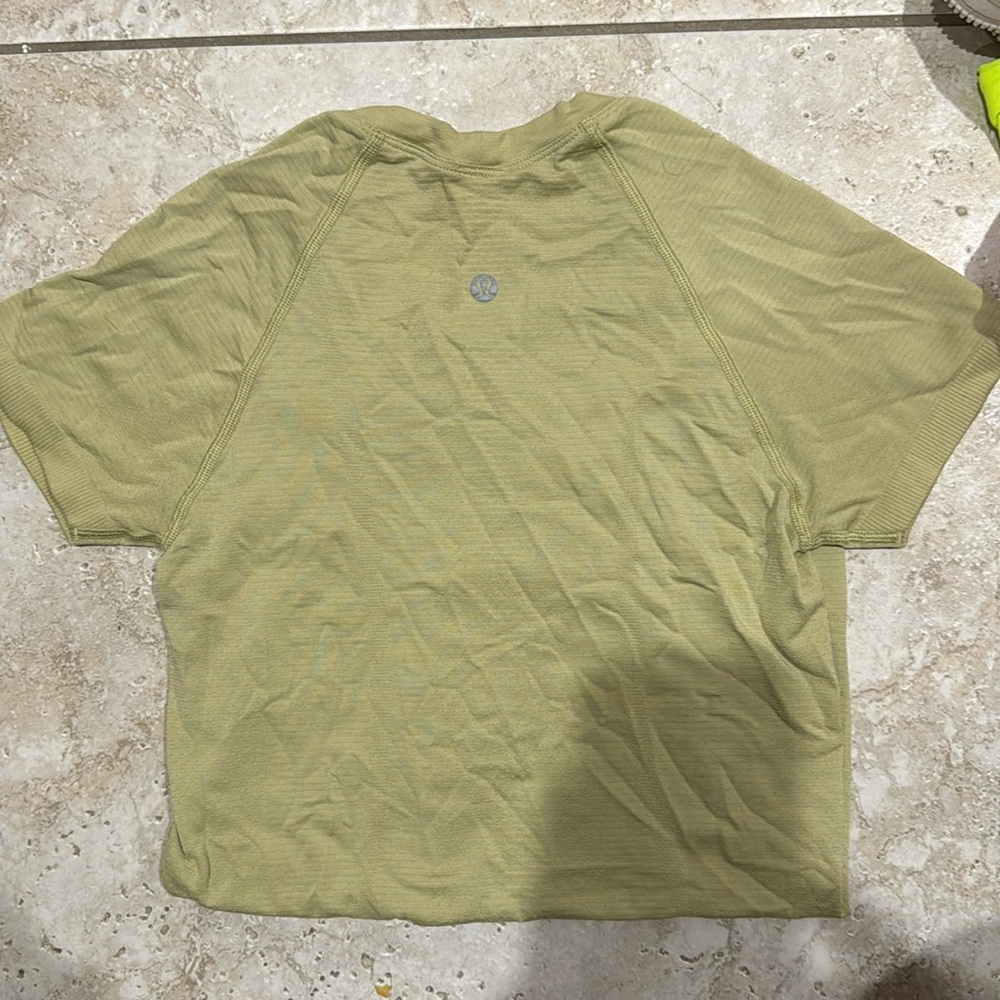 Sage green Lululemon swiftly tech